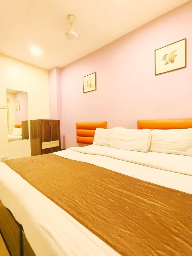 Hotel Amfahh Мумбай Екстериор снимка